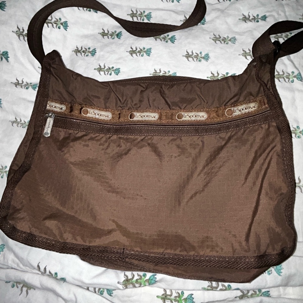 Lesportsac Crossbody  GUC chocolate brown